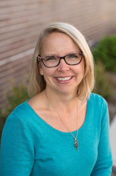 Liz Binoniemi-Smith, Instructor